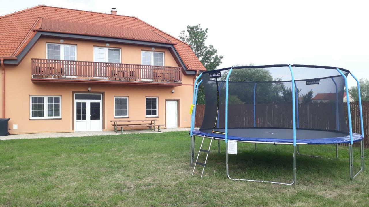 Penzion Semerad V Hevline Extérieur photo